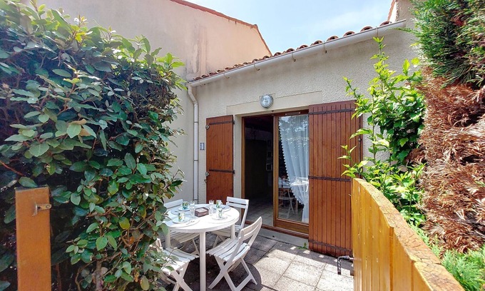 Saint-Georges-de-Didonne House | Jardins de l'Océan by Interhome
