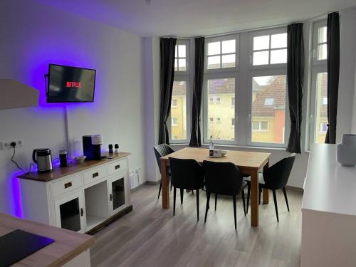 Dortmund Apartment | JayBnB - PS5 55 Zoll 4K TV Gaming Apartment