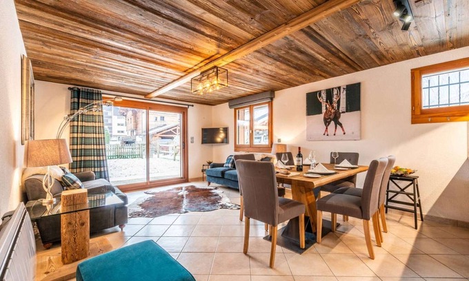Morzine Apartment | Jeanette 4 : Renovated two bedroom apartment