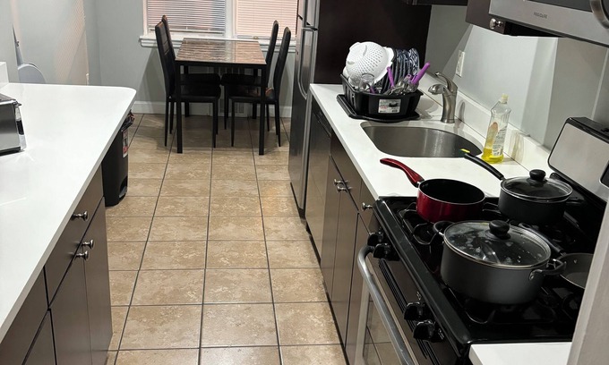 West Side House | Jersey plus manhattan 10 minutes to manhattan