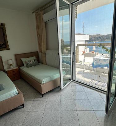 Himare House | Joannas Stefaneli House