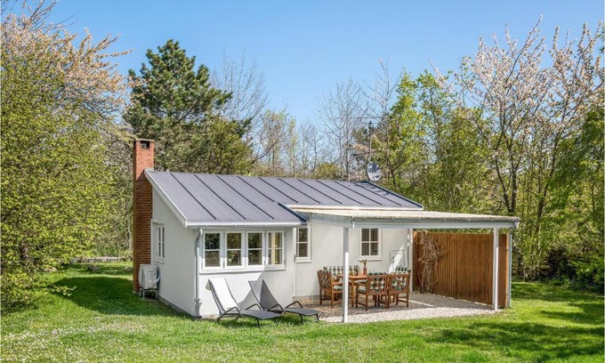 Ronne House | Joe