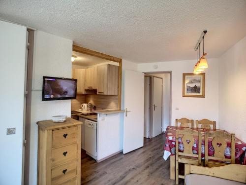 Reberty Apartment | Joli 2 pièces rénové pour 4 pers, ski aux pieds, exposé sud - Les Menuires, Rés. Boedette D 424 - FR-1-178-133