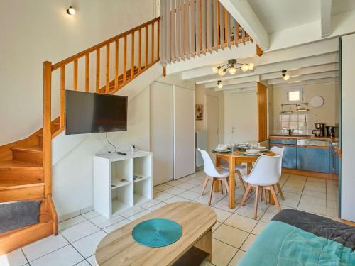 Barbotan-les-Thermes Apartment | Joli T2 à Barbotan avec Terrasse et Jardin - FR-1-841-32