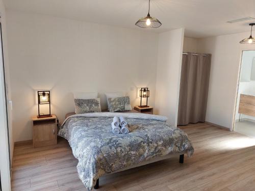 Saint-Vincent-sur-l'Isle House | "Jolie Maison Confortable au Coeur d'un Environnement Calme et Boisé"