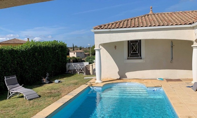 Creissan Villa | Jolie Villa e a Proximité du Canal du Midi et de la Méditerrané