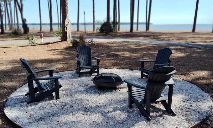 Melrose on the Beach House | JonBie Daufuskie Sea Witch. Golf cart included with booking.