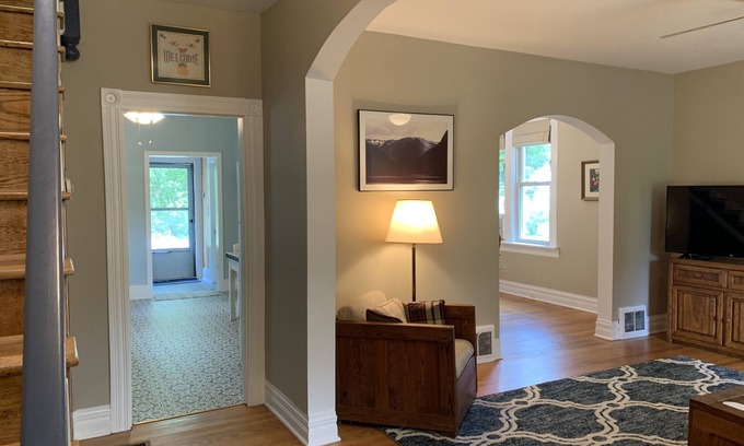 Confluence House | Jones Inn Confluence - 3 Bd/2 Bth House