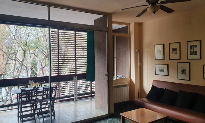 Les Corts Apartment | Josep Tarradellas 80