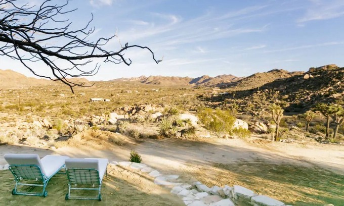 Joshua Tree Cabin | Joshua Tree Desert Homestead Family Living