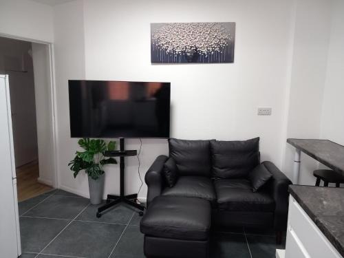 Becontree House | JosteeStay Apartments -Rooms