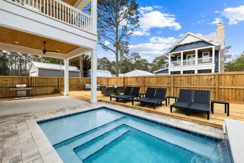 San Juan House | Juan Fine Day by AvantStay Sleeps 18 Heated Pool Golf Cart