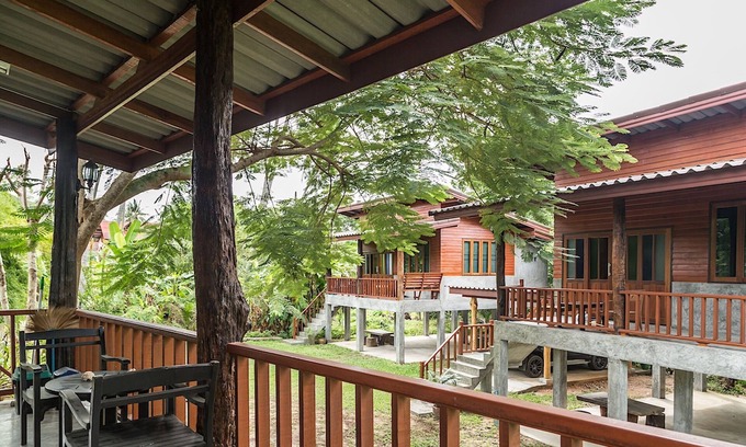 Ko Pha-ngan House | Jule Green Villa, Wifi, AC, Terrace