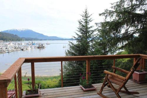 Juneau House | Juneau Oceanfront Home Overlooking Auke Bay