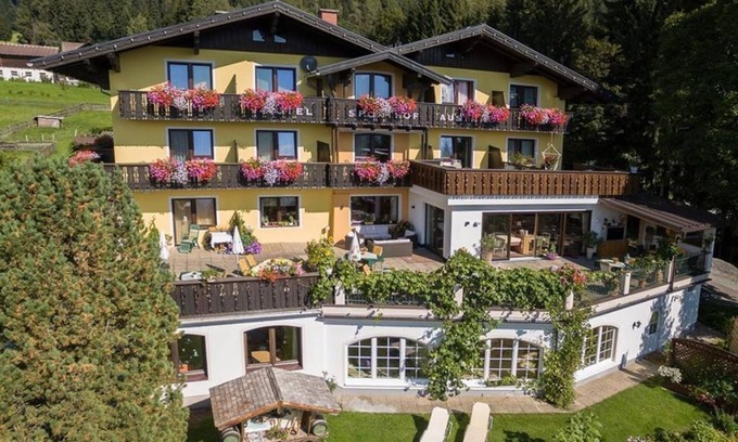 Ramsau am Dachstein Hotel | Juniorsuite Schmiedstock, shower, WC, 1 bedroom - Sporthof Austria