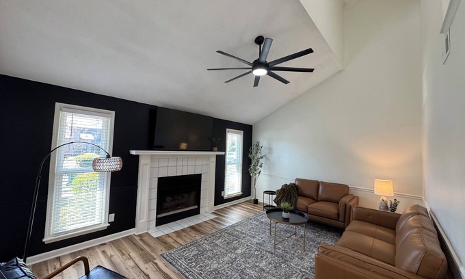 Augusta House | Juniper: 3 bedroom w/pool
