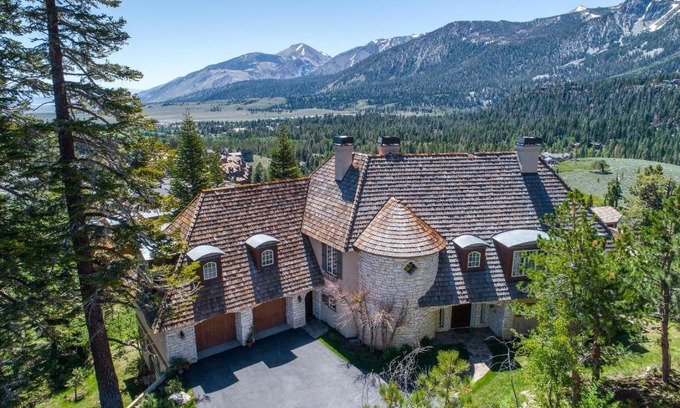 Mammoth Lakes House | Juniper Ridge #16 home