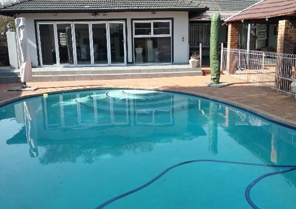 Fairland Bed & Breakfast | Just B Zone Guest House