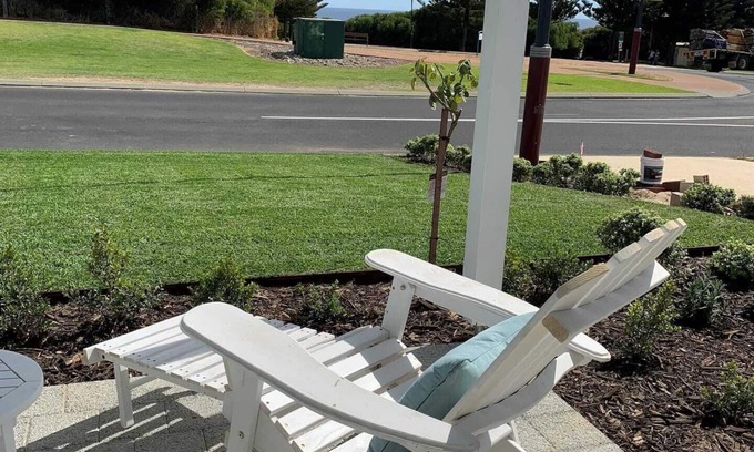 Dalyellup House | Just Beachy by Swan BnB Management