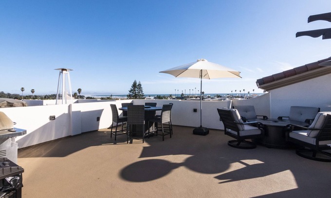 Downtown Condo | Just Finished and Furnished! Spacious Luxury Condo 326 Stimson Ave, Pismo Beach