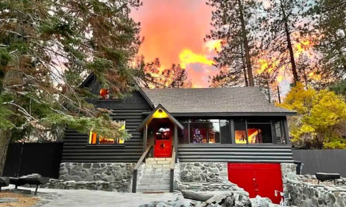 Wrightwood Apartment | K-WC · Hot Tub, AC, Game Rooms, WW Chalet