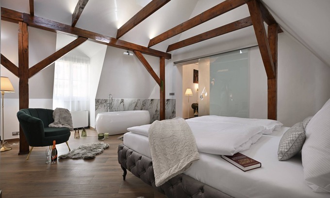 Mala Strana Apartment | Kaiserstein Palace Apartments