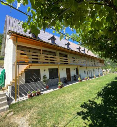 Kukes County House | Kakia Guesthouse