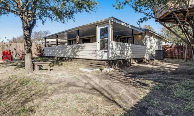 Round Rock House | Kalahari | Dell Diamond | Round Rock