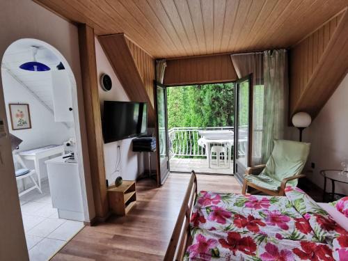 Balatonszemes Apartment | Kaméleon Apartmanház EV töltéssel