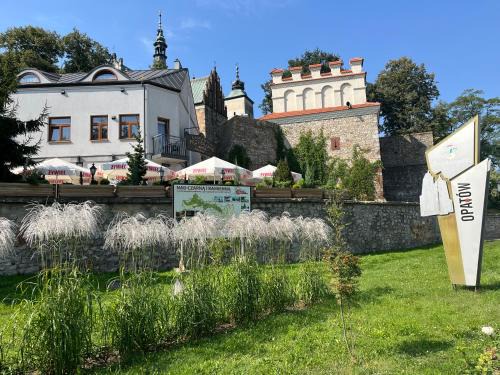 Opatow House | Kamienica przy Bramie