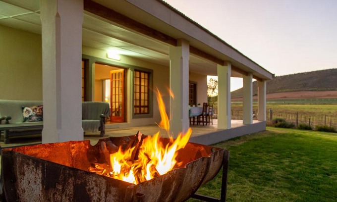 Route 62 Apartment | Kammanassie Farmstay