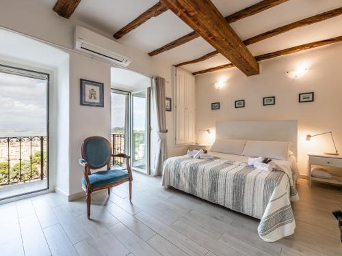 Historic Castle District Apartment | Karalis Relais