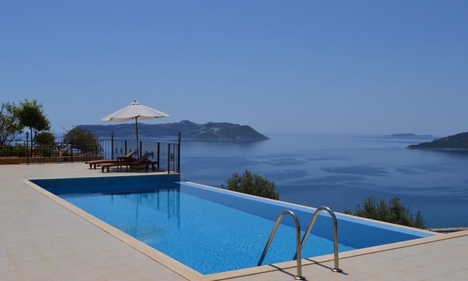 Kas Apartment | Kas Spacious Luxury 3 Bed 3 Bath Duplex, Sleeps 6 In Comfort, Kingsize Bed, WiFi
