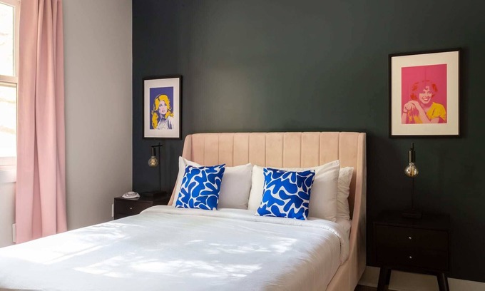 Dilworth Apartment | Kasa | Electrifying decor in Dilworth neighborhood | Charlotte