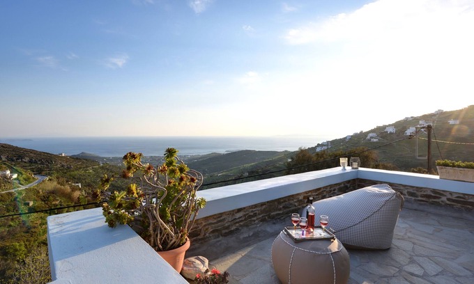 Tinos House | Kato Spiti - Artful Home with Sea View II