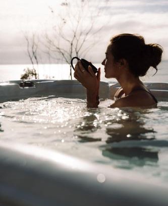 Pouto Villa | Kauri Lodge -Luxury waterfront