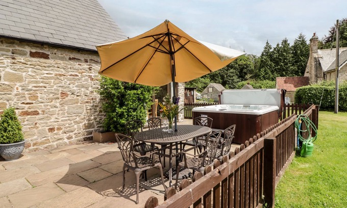 Coleford Cottage | KENSLEY LODGE, pet friendly, character holiday cottage in Coleford