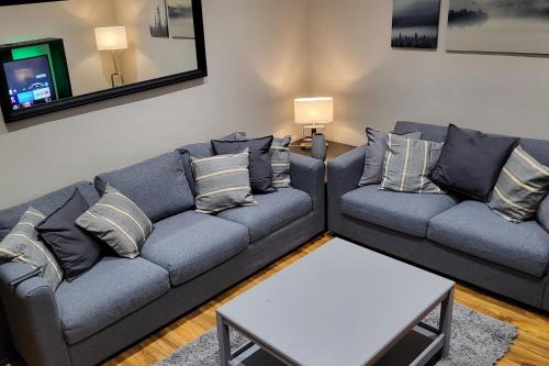 Harehills Apartment | Kepler Residence Modern 4 Bedroom Property 1 mile from Leeds Centre