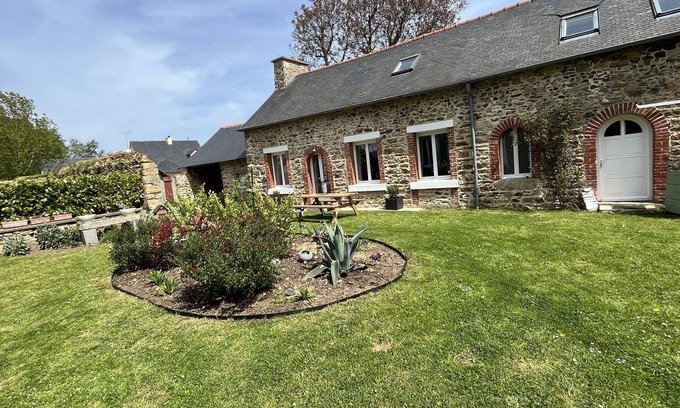 Gommenec'h House | Ker Joseph : Longère Bretonne Rénovée