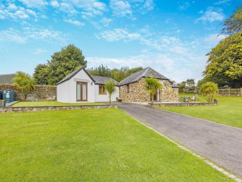 Tresmeer House | Kettle's On - Tkc