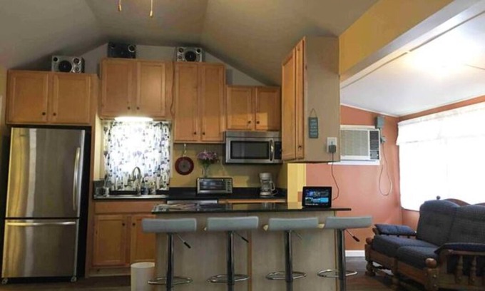 Monticello Cottage | Key Lime Resorts - Unit #3 Key Lime Cottage