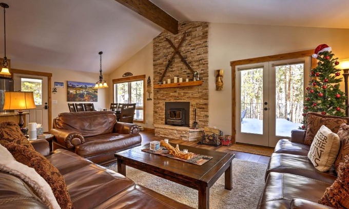 Keystone House | Keystone Home on Snake River with Hot Tub and Views!