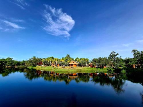 Khanong Phra Hotel | Khao Yai Lake Hill Resort