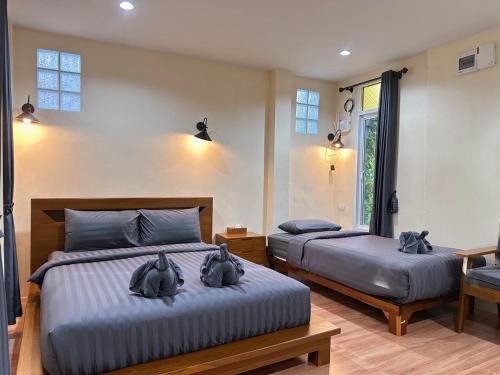 Khlong Sok Resort | Khaosok Bamboo Huts Resort