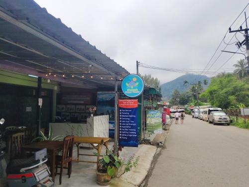 Khlong Sok Bed & Breakfast | Khaosok Happy House