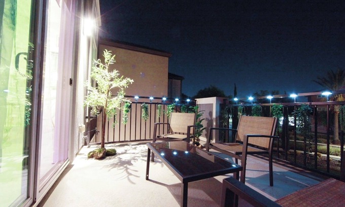 West Sacramento House | Kick back & relax in this safe, quiet, calm, stylish space in West Sacramento.