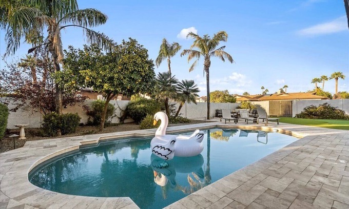 Paradise Valley Village Cottage | Kierland Charm - Private Yard w/Pool, Golf & More