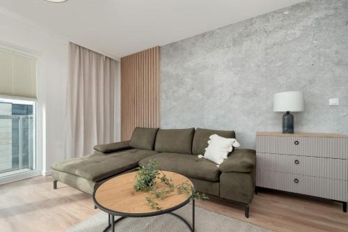 Lodz Apartment | Kilińskiego Prestigious Apartment with Parking by Renters Prestige