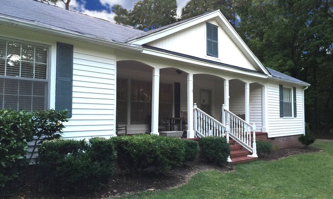 Warm Springs House | Killian House Retreat, 4br 2ba Relaxing Get away private home