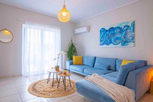 Nea Makri House | Kima: Relaxing beach home next to sparkling waters